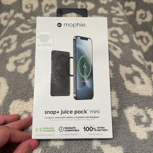 Mophie Snap+ Juice Pack Mini Black Most IPhone 📱 12/13 Models New & Never Used